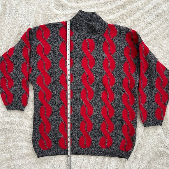 Vtg United Colors Of Benetton Red and Gray Turtleneck Sweater/Unisex - Picture 4 of 8